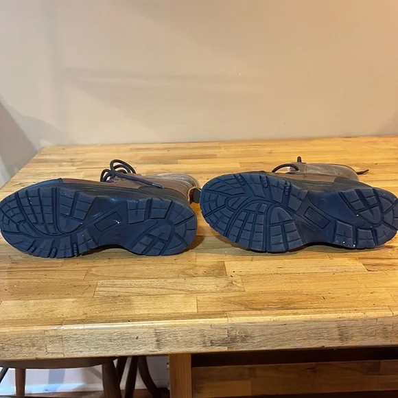 Polaris snow mobile boots! Leather upper. Fur lined. - Picture 4 of 6